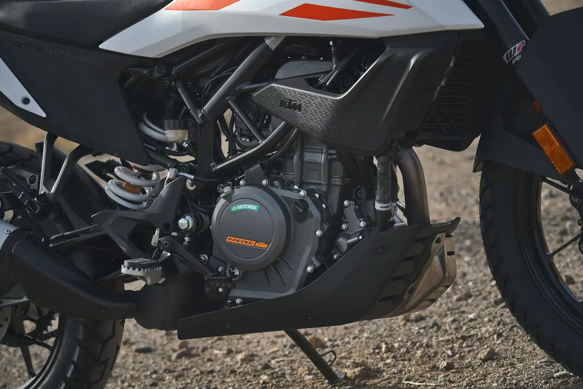 KTM 390 Adventure TEST: in sella con Francois, scopriamo pro & contro! (12)