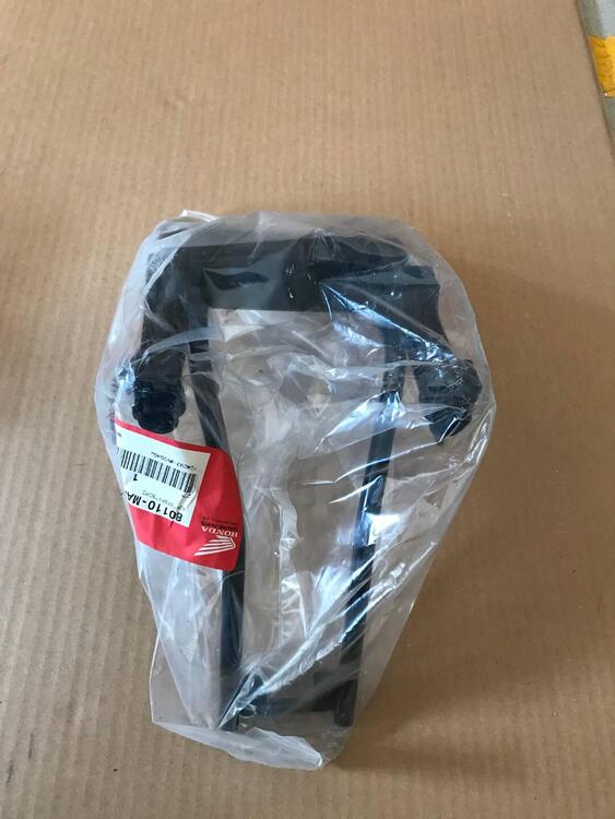 Supporto parafango post Honda Dominator 650 VV