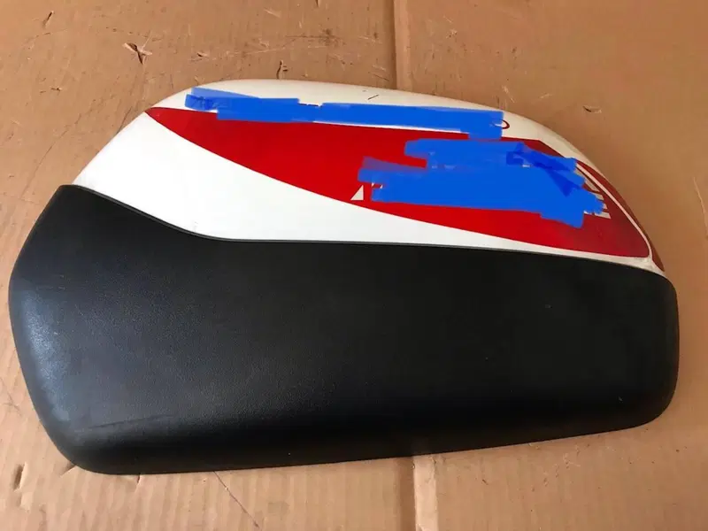 Coperchio borsa dx Honda Deuville 650 2004 A SL