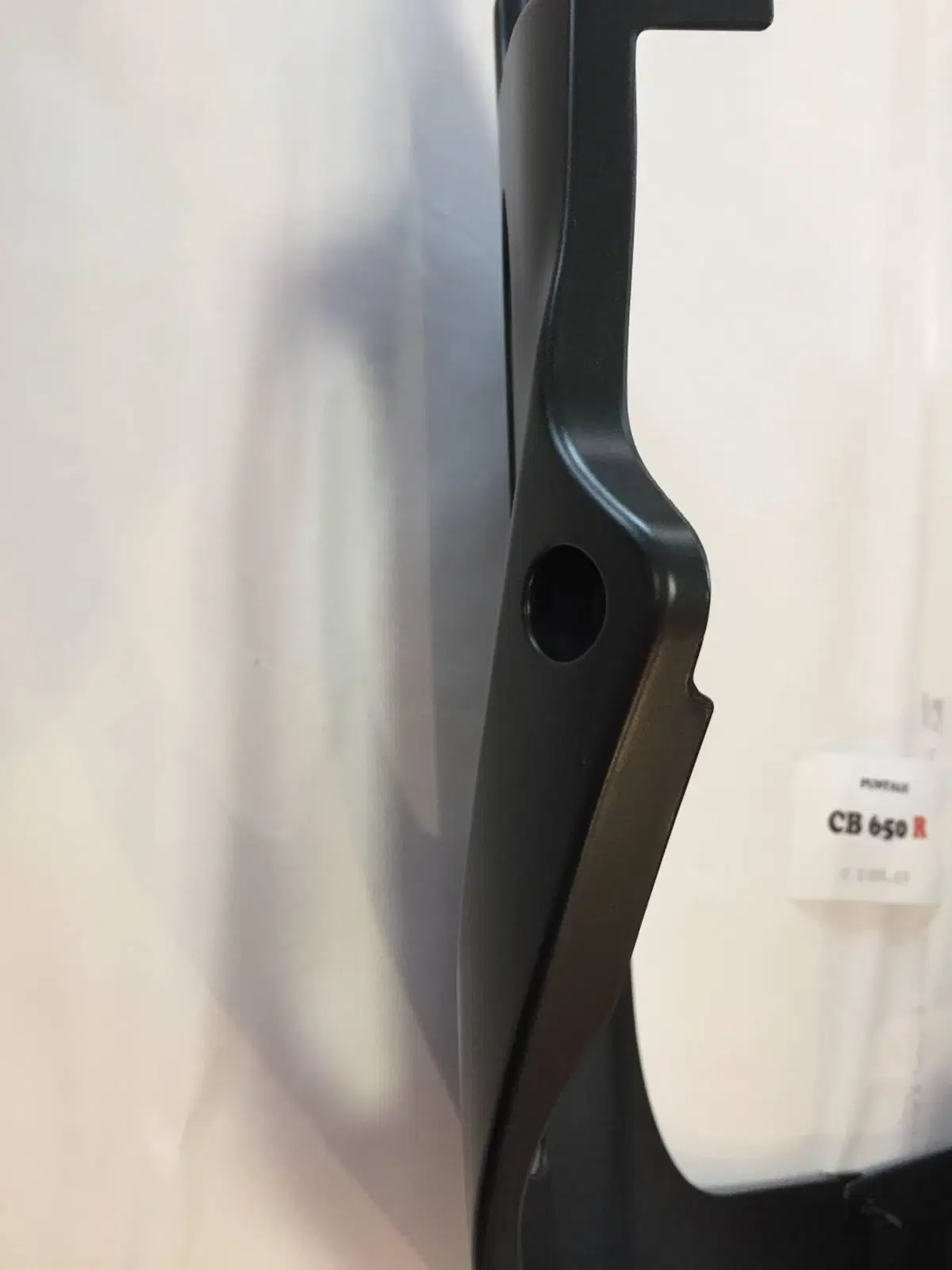 PUNTALE HONDA CB 650 R (3)