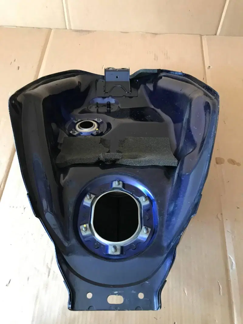 Serbatoio Honda CBR 600 F blu H SL (7)