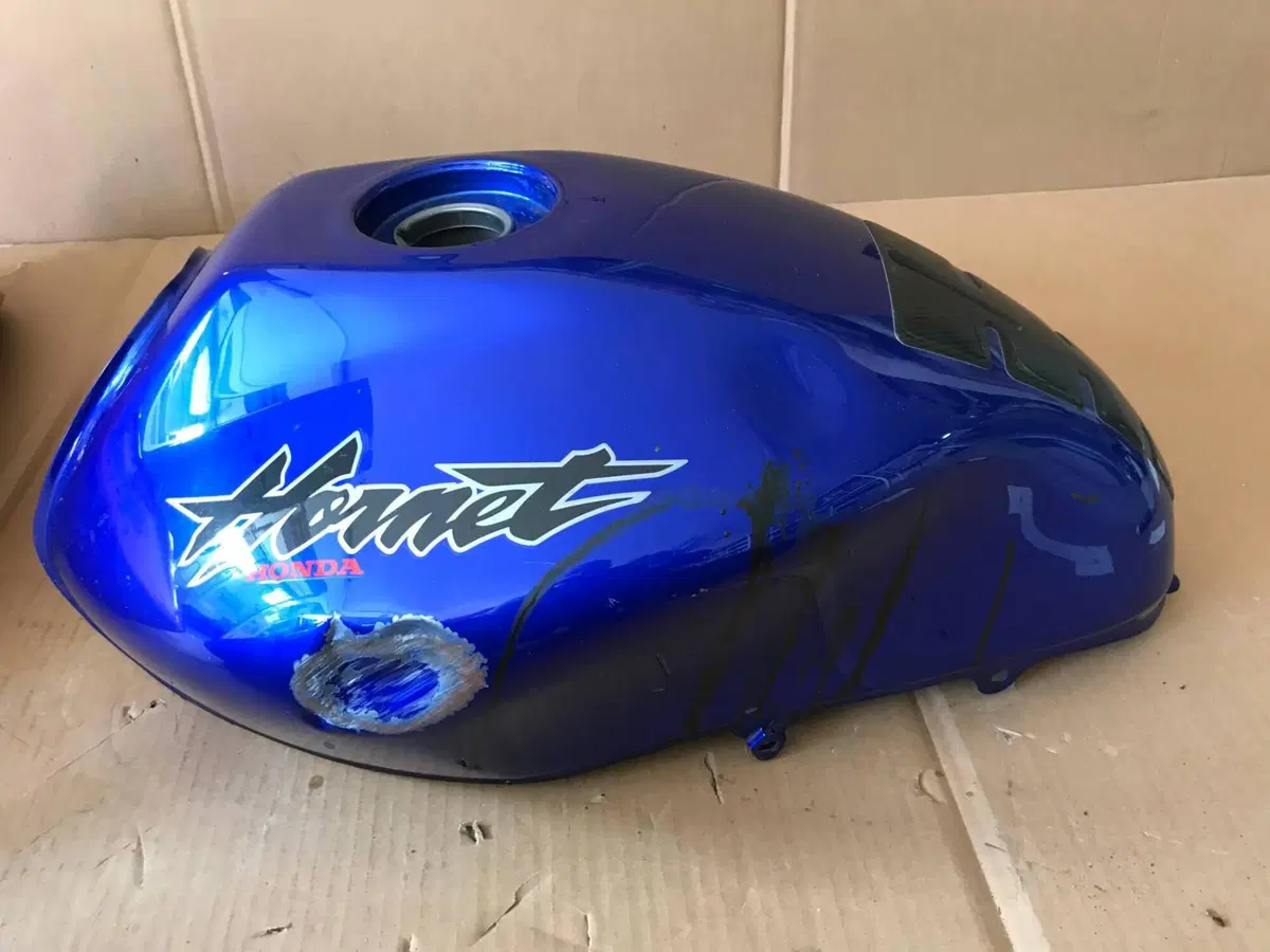 Serbatoio Honda Hornet 600 blu G SL (2)