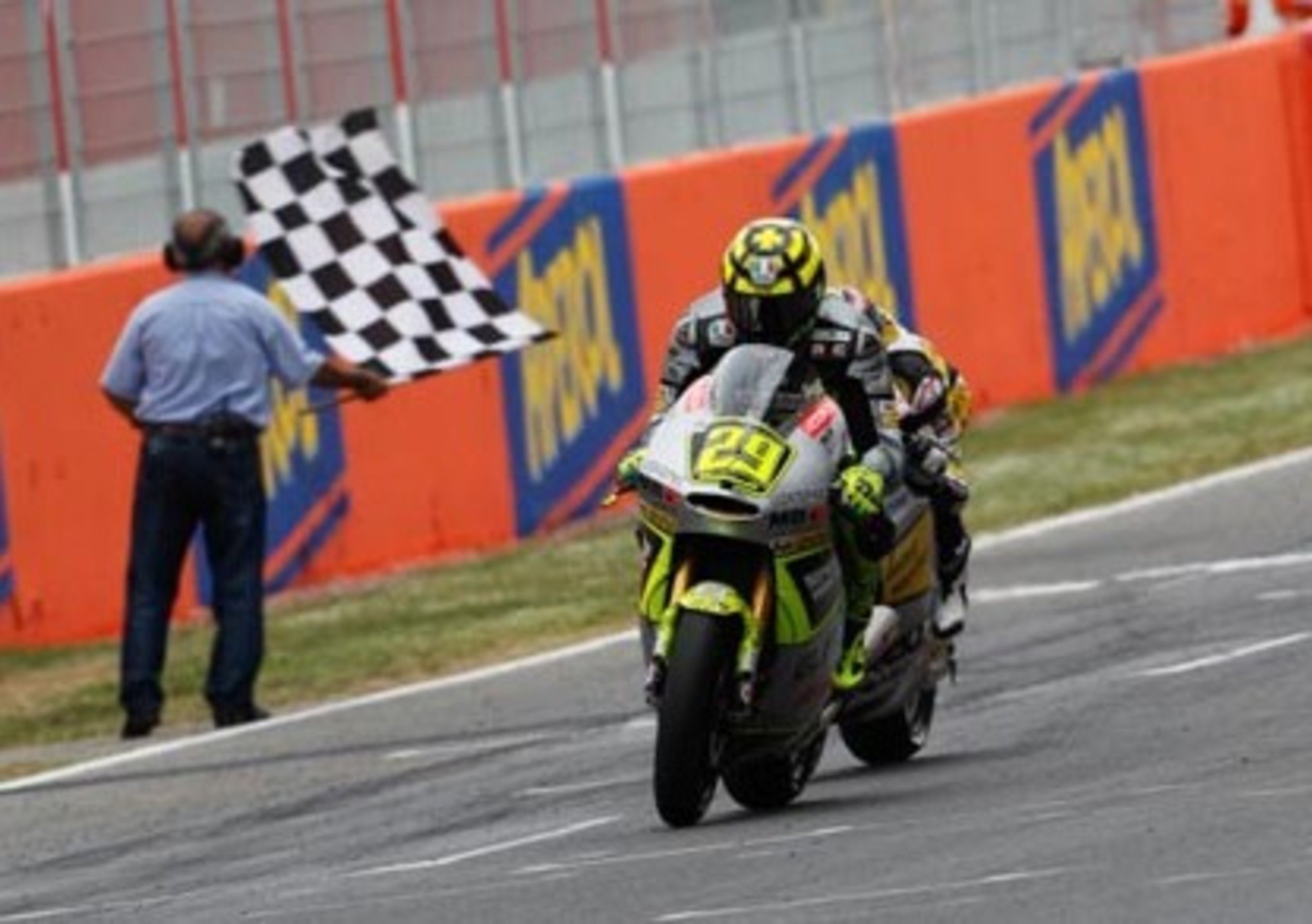 Moto 2: Iannone s&#039;impone a Montmel&ograve;