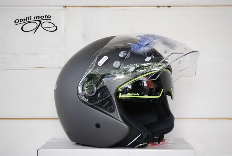 Casco Airoh Jet City One PROMO (2)