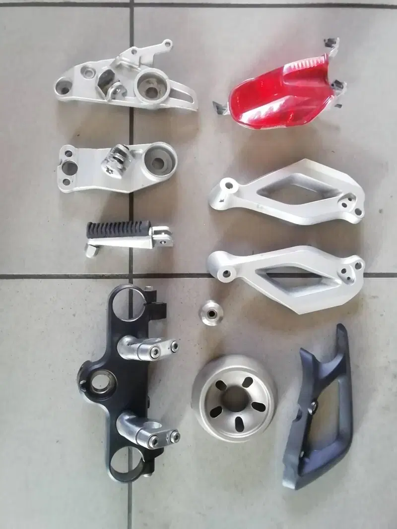 Pezzi vari yamaha Mt 03