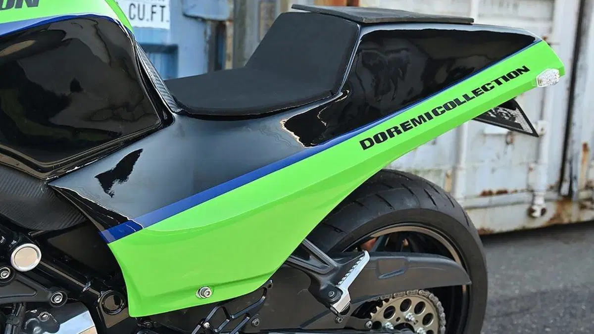 Kawasaki Z900RS Nininja. E la mitica GPZ900R rivive (17)