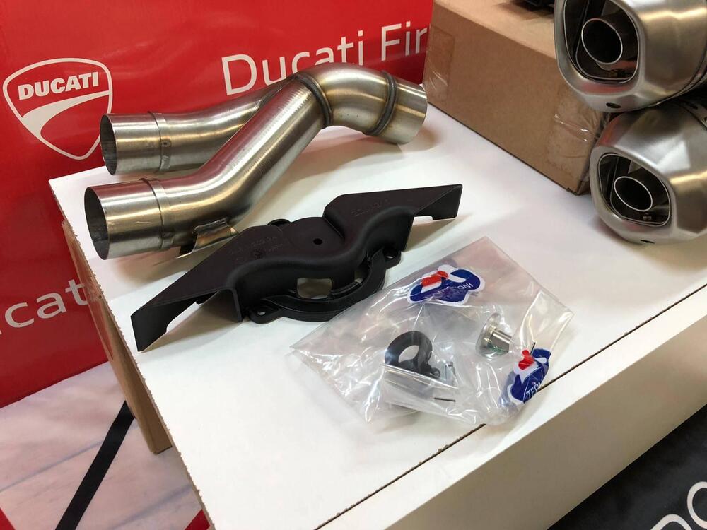 Kit silenziatori Racing Monster 1100 evo Ducati (2)