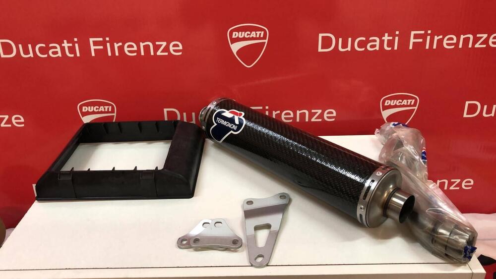 Monster S4R kit racing silenziatori laterali alti Ducati (3)