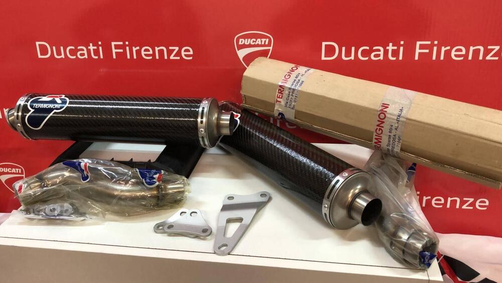 Monster S4R kit racing silenziatori laterali alti Ducati (2)