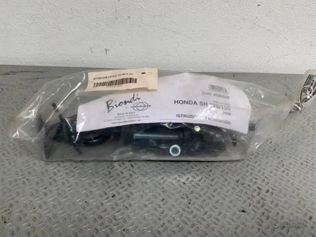 Attacchi parabrezza per HONDA SH 125/150 2009-12 Biondi (2)