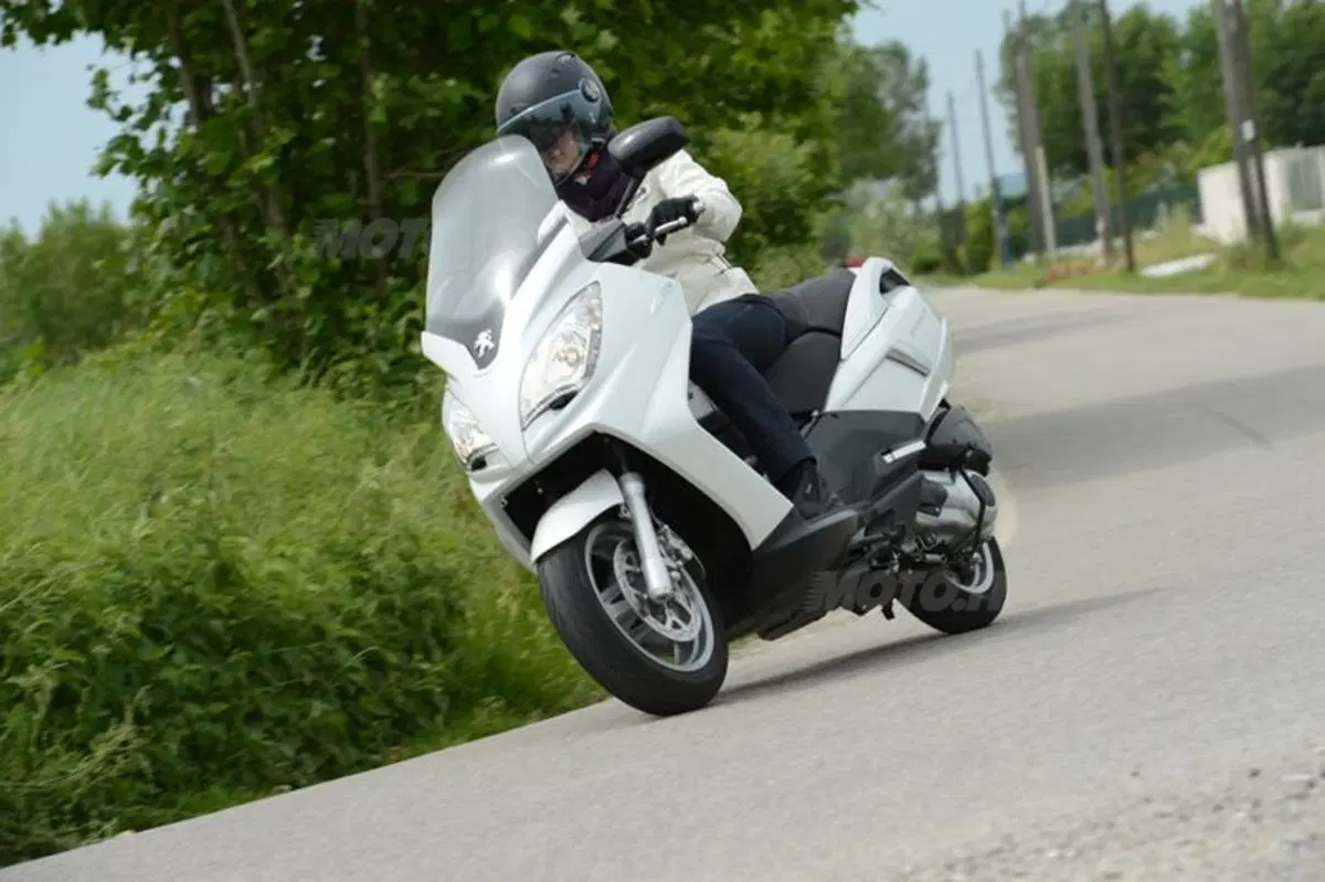 Peugeot Satelis 125  (8)