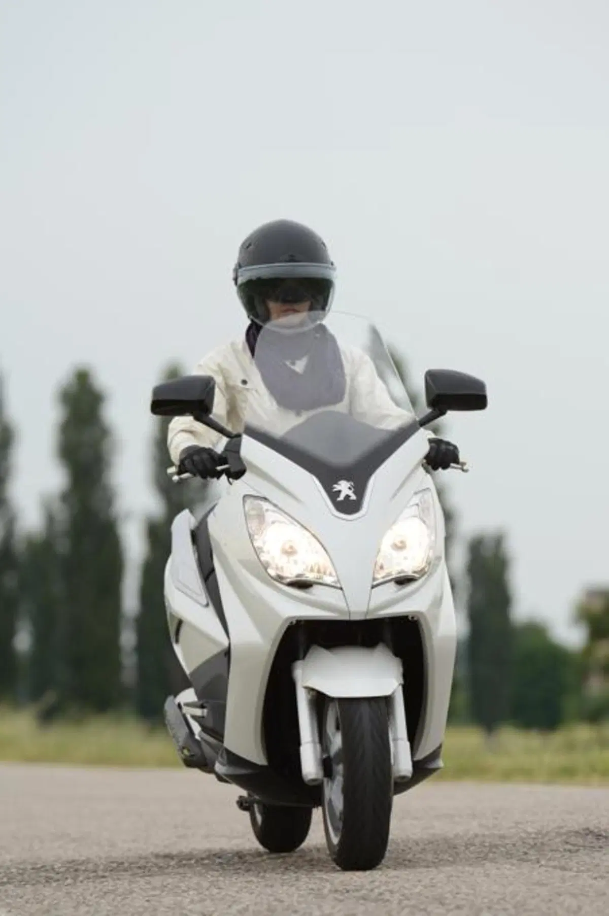 Peugeot Satelis 125  (12)