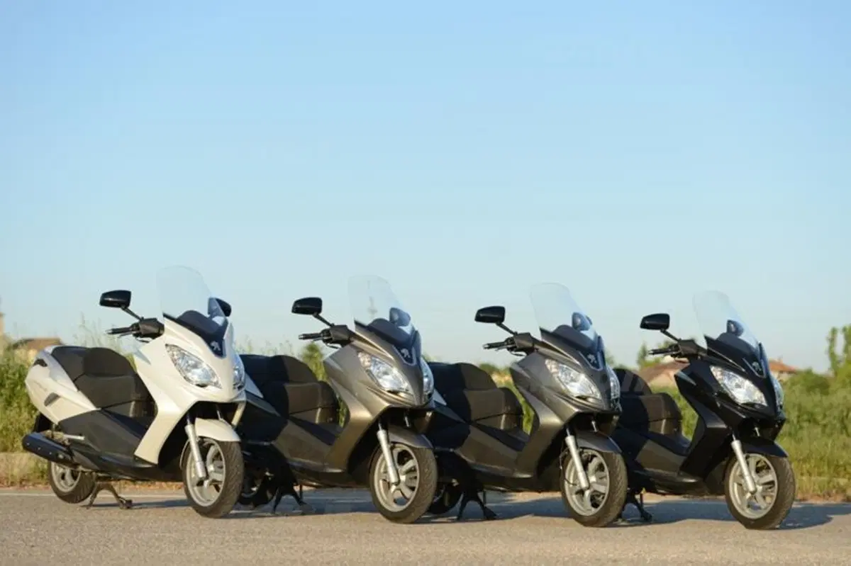 Peugeot Satelis 125  (17)