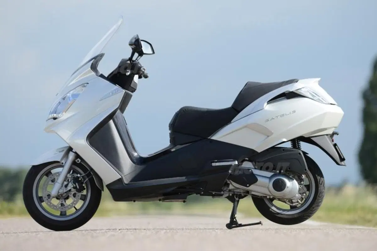 Peugeot Satelis 125  (21)