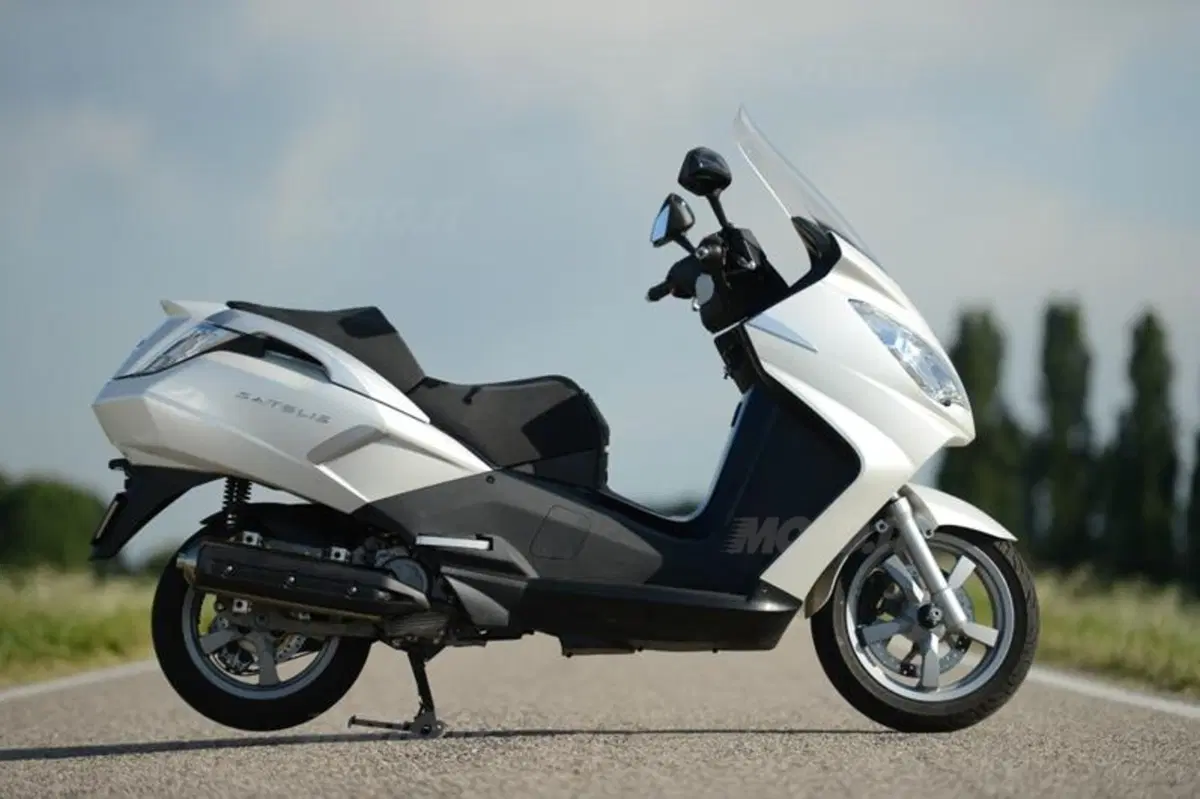Peugeot Satelis 125  (22)