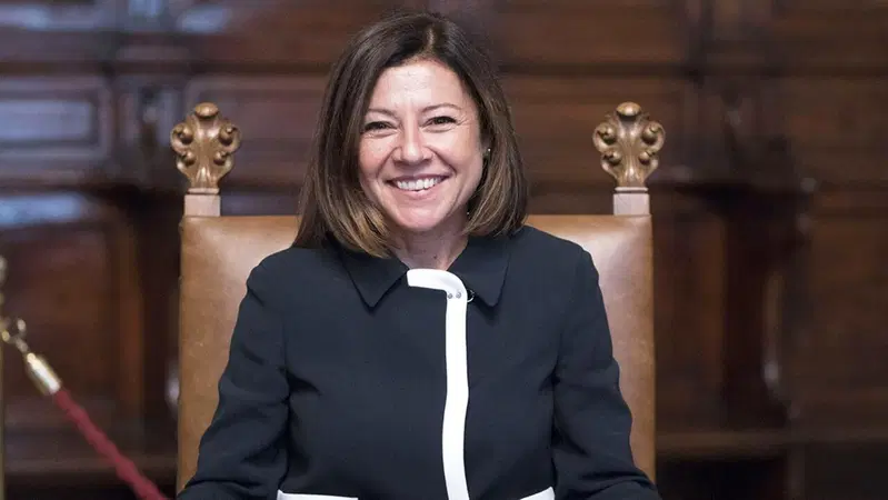 Fase 2. Il ministro De Micheli: "Pi&ugrave; piste ciclabili e incentivi all'acquisto di bici, eBike&nbsp;e monopattini"