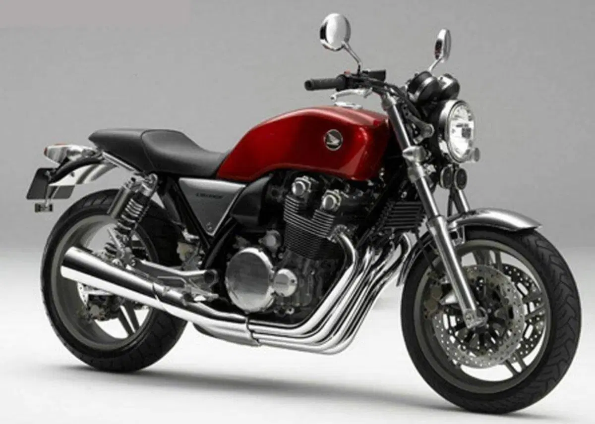 Nuova Honda CB-F Concept: omaggio alla CB900F (16)