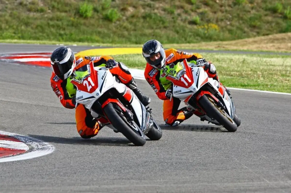 Yamaha R125 Cup 2012: il secondo round a Volpini (4)