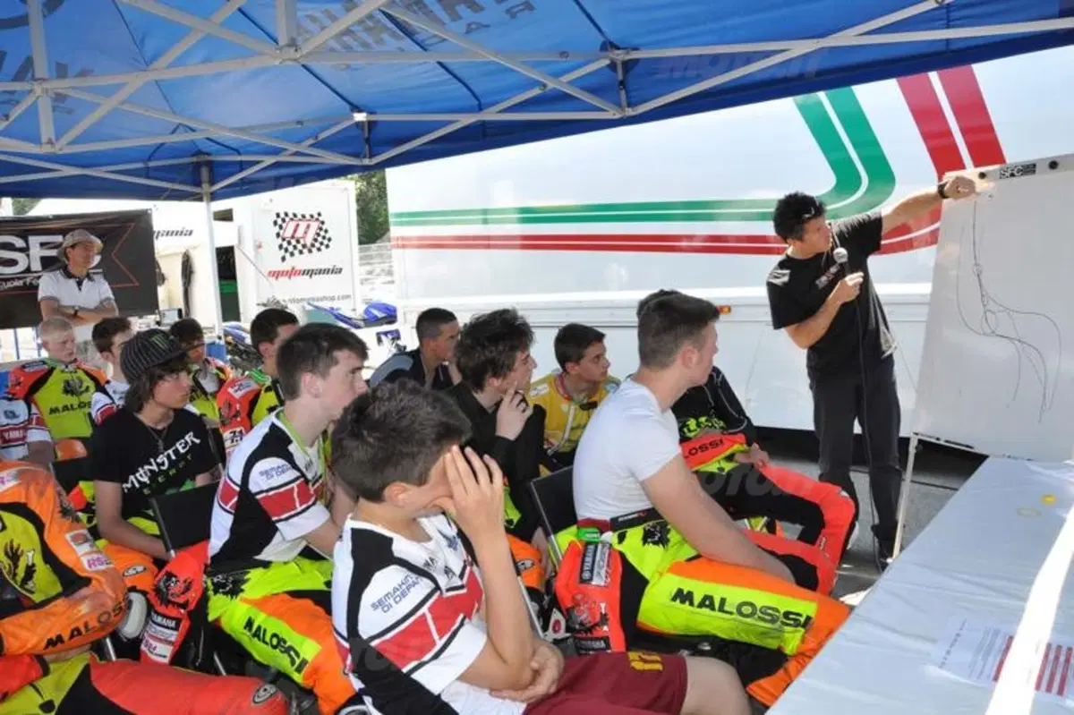 Yamaha R125 Cup 2012: il secondo round a Volpini (7)