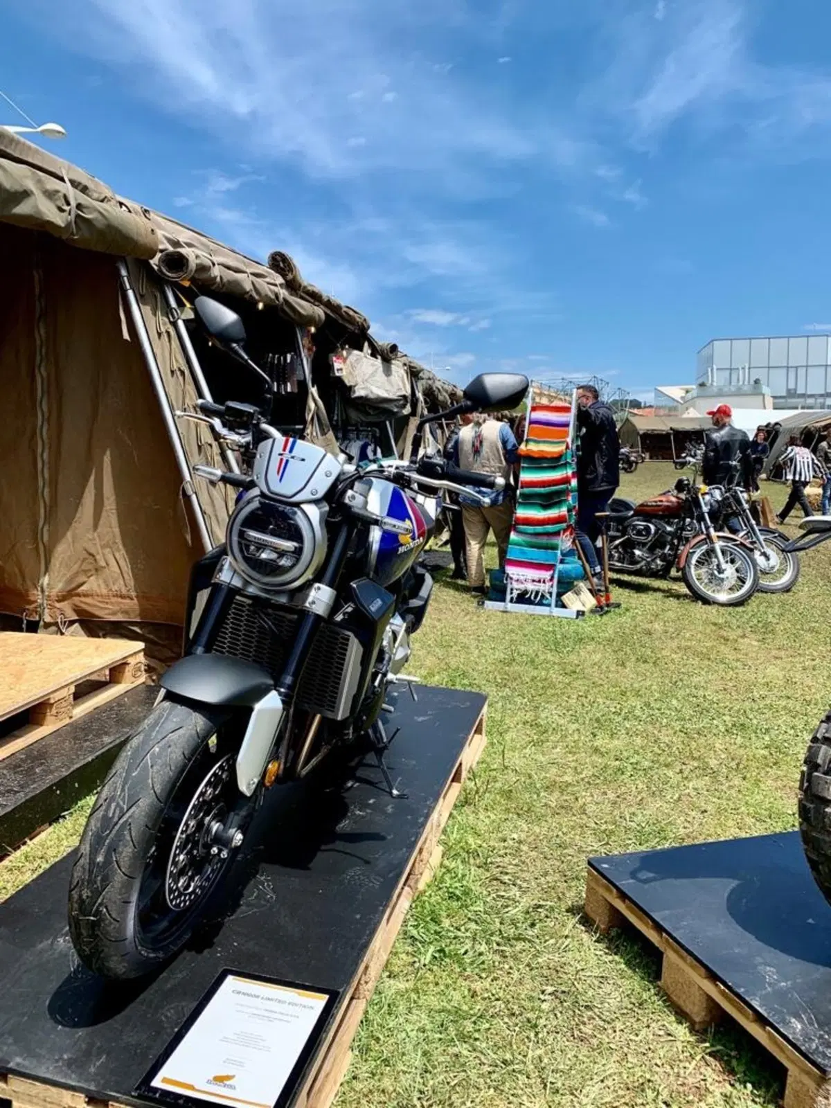 Da Barcellona a Biarritz con Honda per il Wheels&Waves (13)