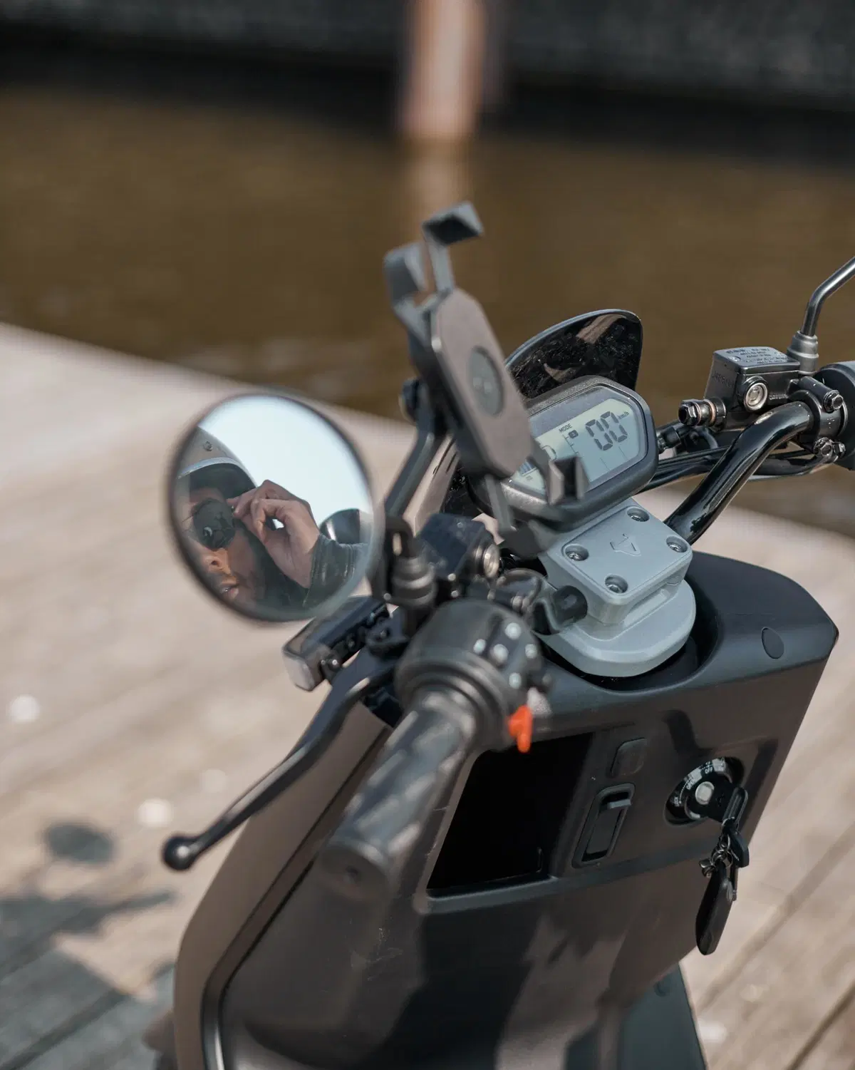 NIU presenta i nuovi scooter elettrici NQi GTS e UQi GT (10)