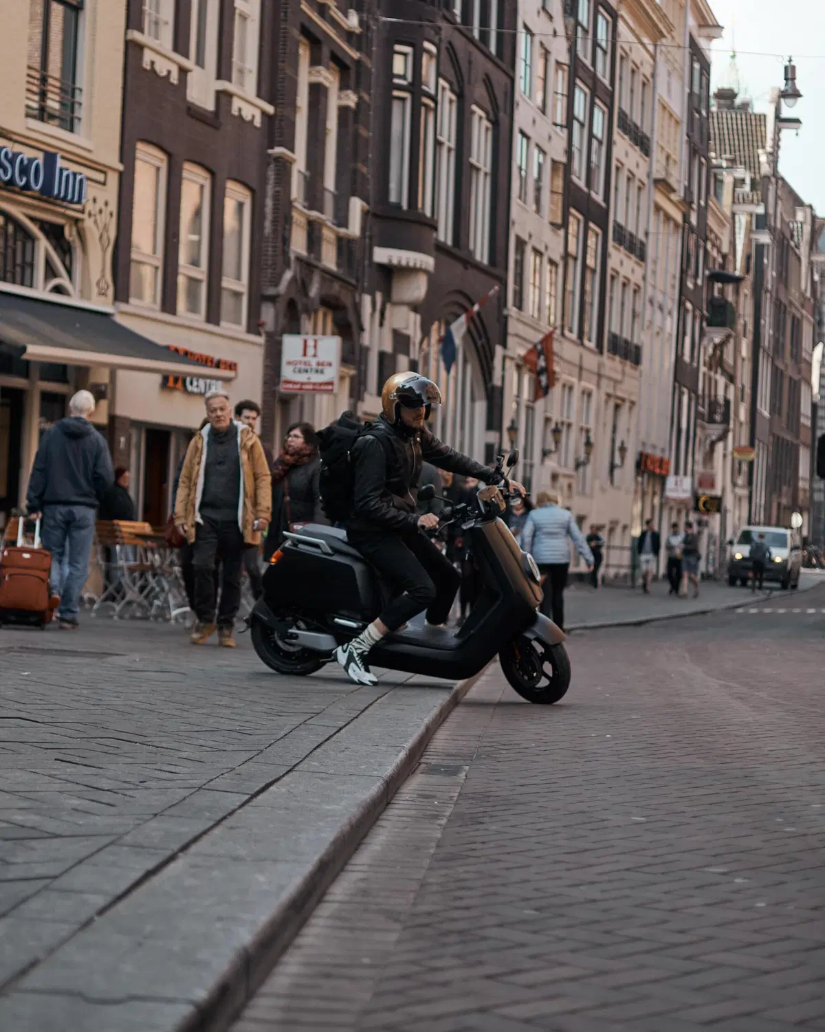 NIU presenta i nuovi scooter elettrici NQi GTS e UQi GT (13)