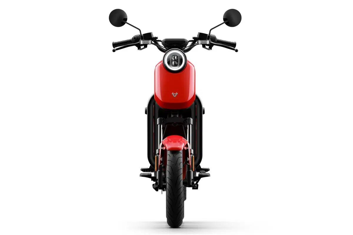 NIU presenta i nuovi scooter elettrici NQi GTS e UQi GT (5)