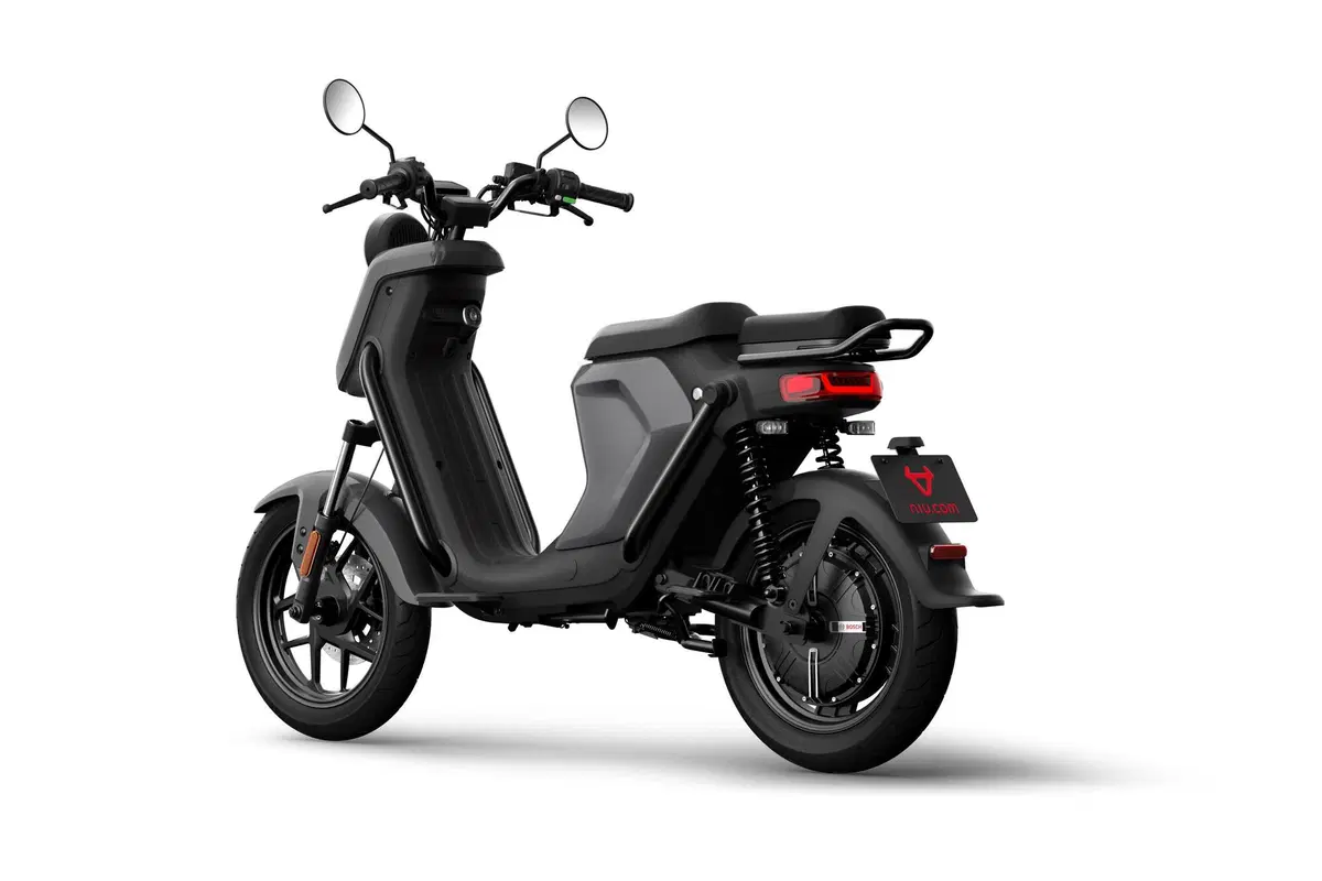NIU presenta i nuovi scooter elettrici NQi GTS e UQi GT (8)