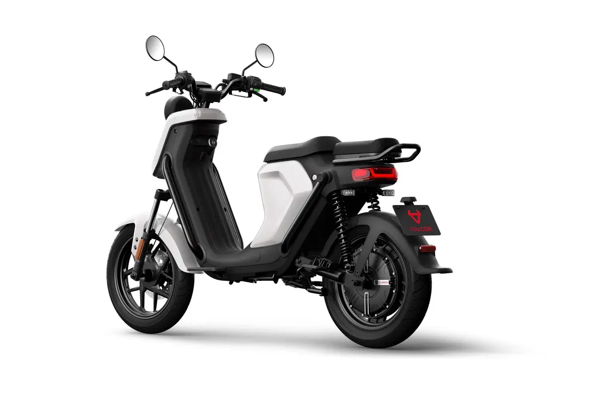 NIU presenta i nuovi scooter elettrici NQi GTS e UQi GT (9)