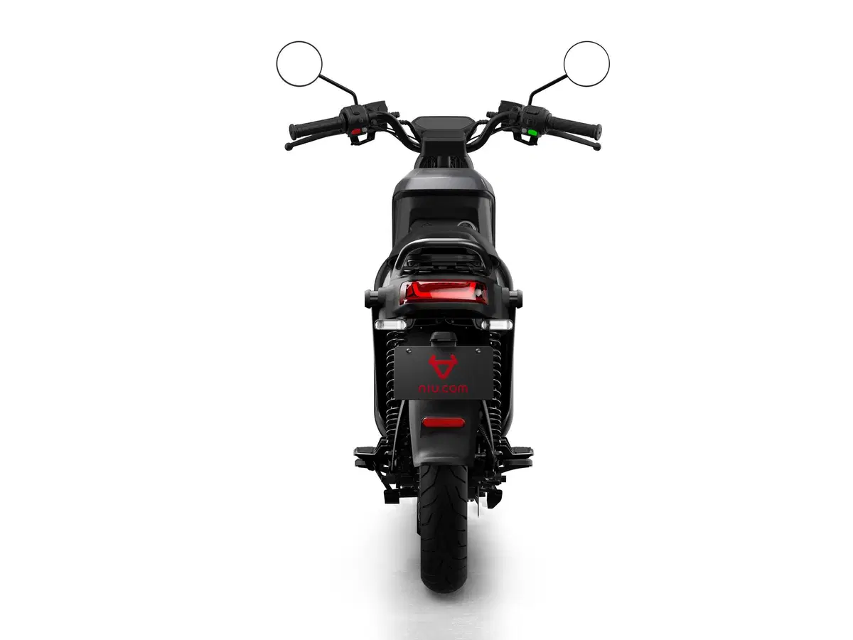 NIU presenta i nuovi scooter elettrici NQi GTS e UQi GT (13)