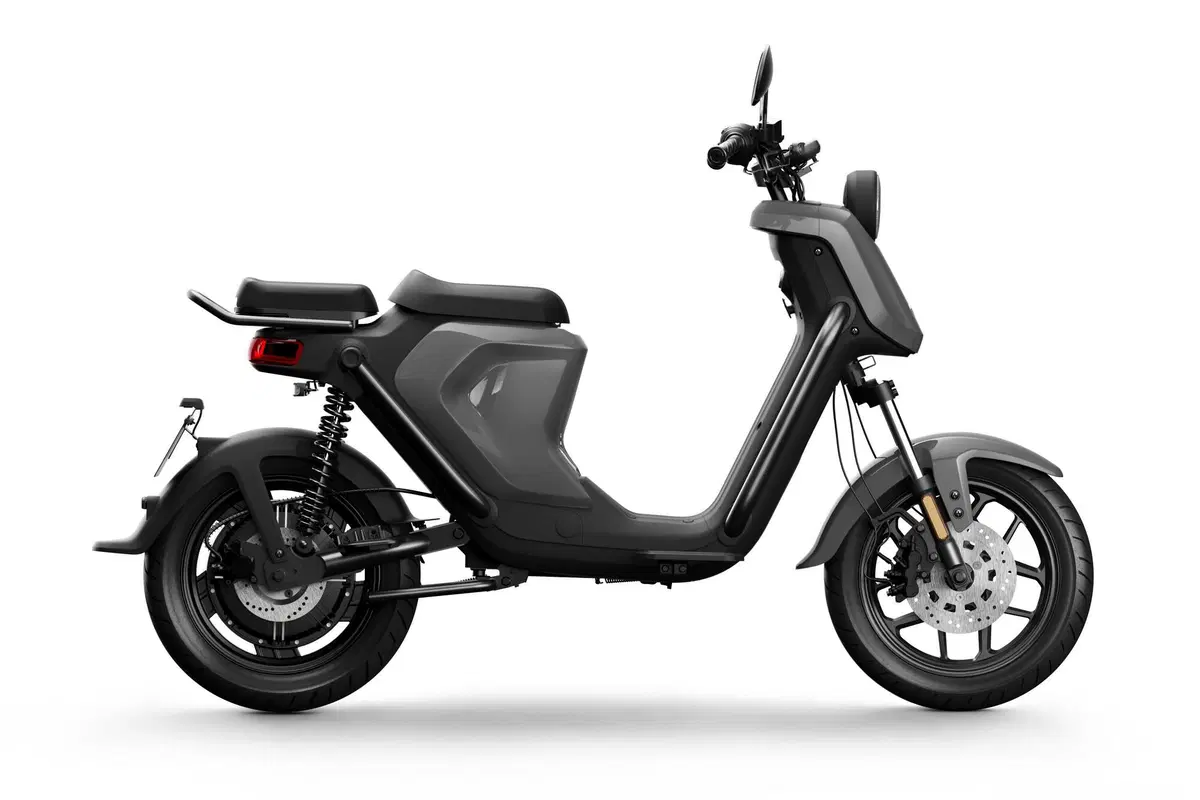 NIU presenta i nuovi scooter elettrici NQi GTS e UQi GT (16)