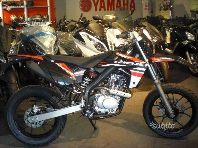 Rieju Marathon 125 Motard A.C. (2011 - 17) (2)