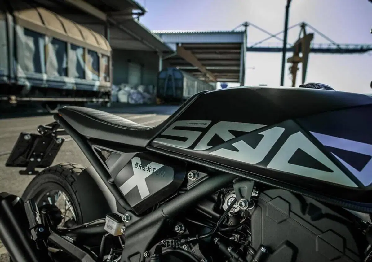Brixton Motorcycles Crossfire 500 X (2020) (2)