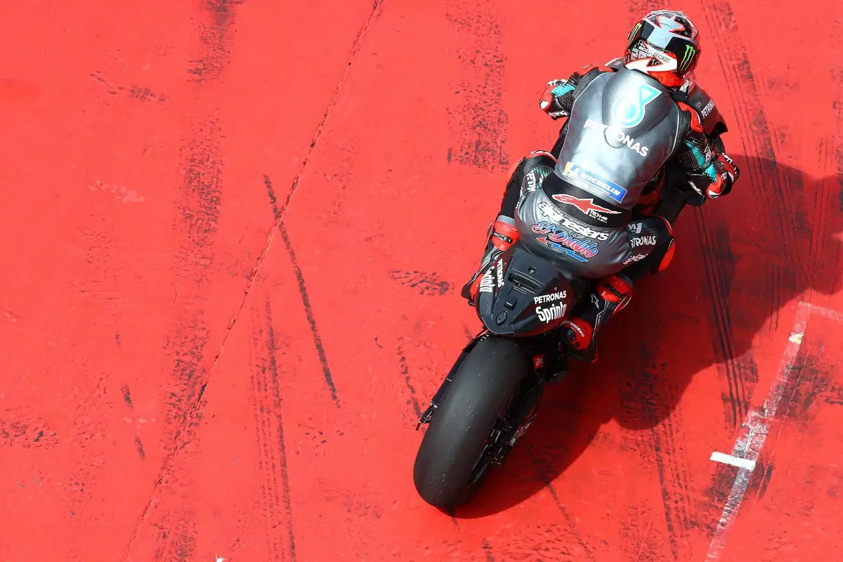MotoGP, test a Sepang, Day 2 - Fabio Quartararo primo anche con la Yamaha 2020 (7)