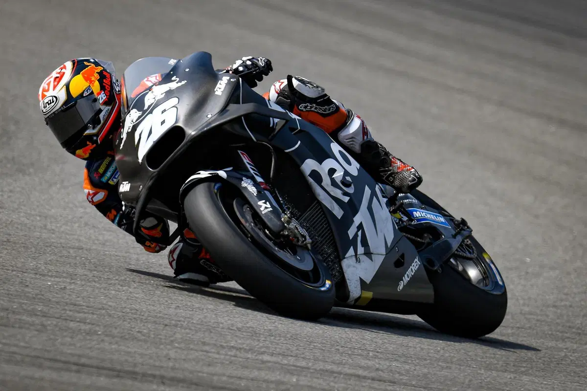 MotoGP, test a Sepang, Day 2 - Fabio Quartararo primo anche con la Yamaha 2020 (12)