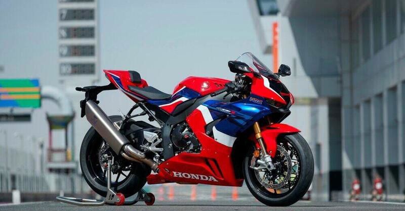 Honda ritarda la produzione delle CBR1000RR-R Fireblade, e si scusa