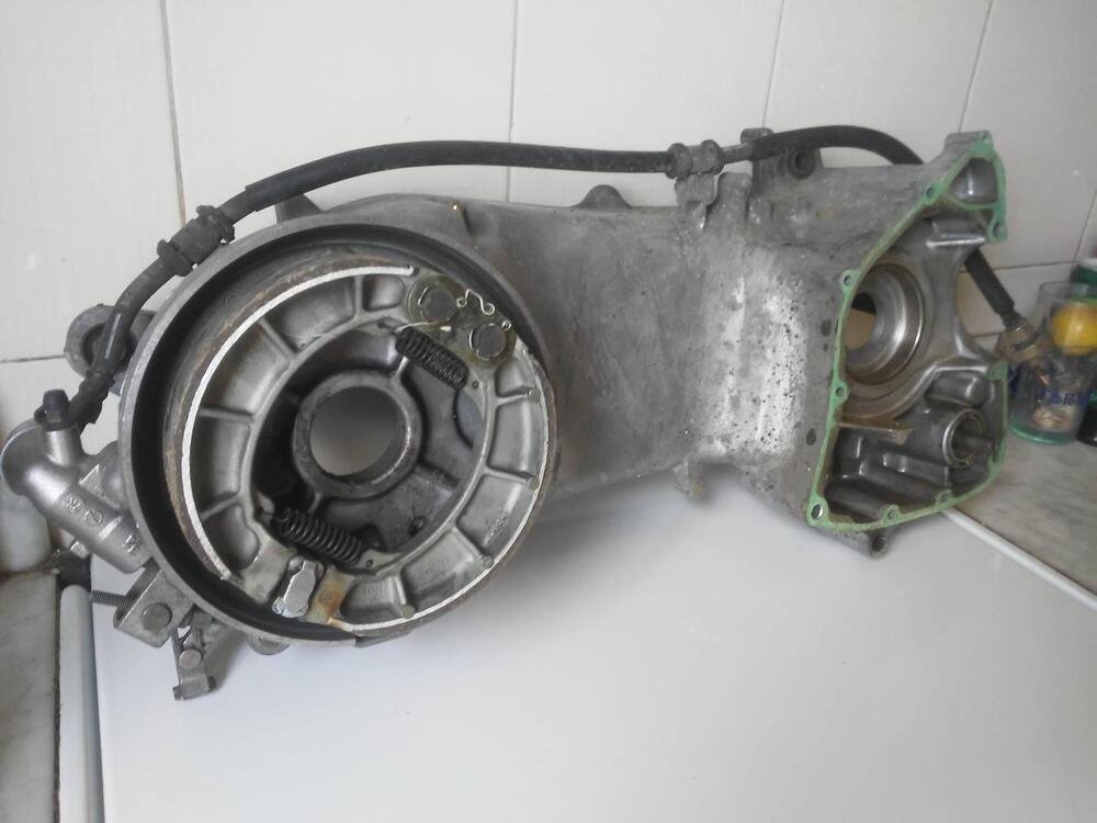 Ricambi motore Honda Foresight 250 come nuovi (4)