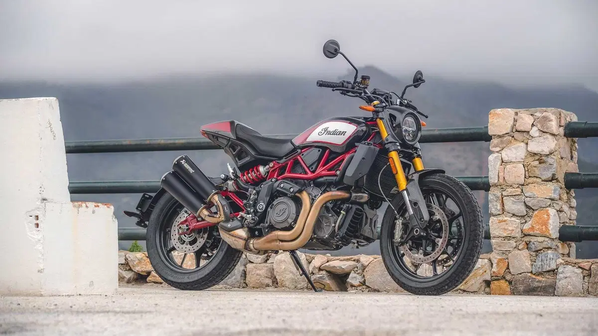 Indian FTR Carbon 2020. Foto e dati (11)