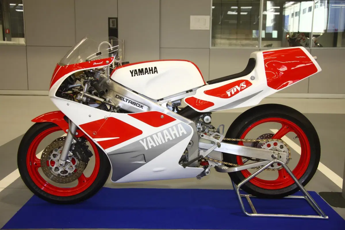 Agostini e Dovizioso raccontano la storia di Yamaha nelle gare (15)