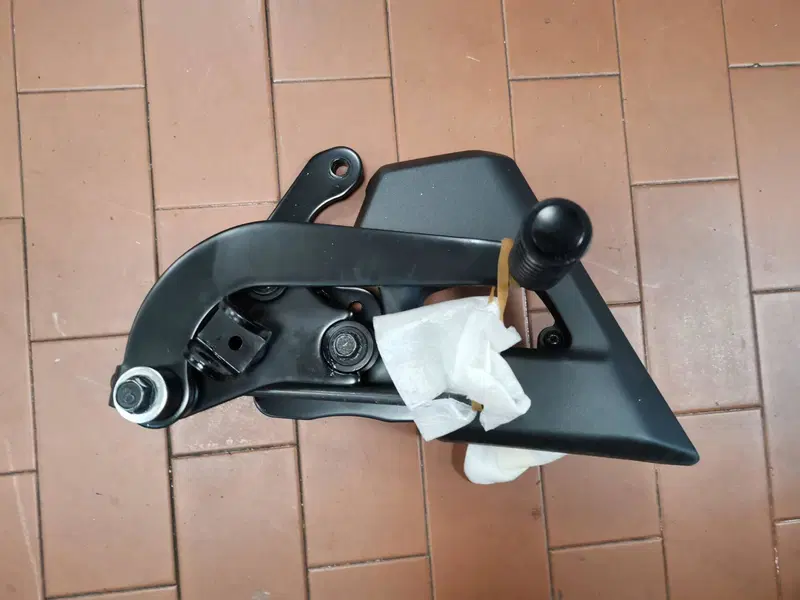 PEDANA ORIGINALE KAWASAKI VULCAN 650 (DX E SX) (2)