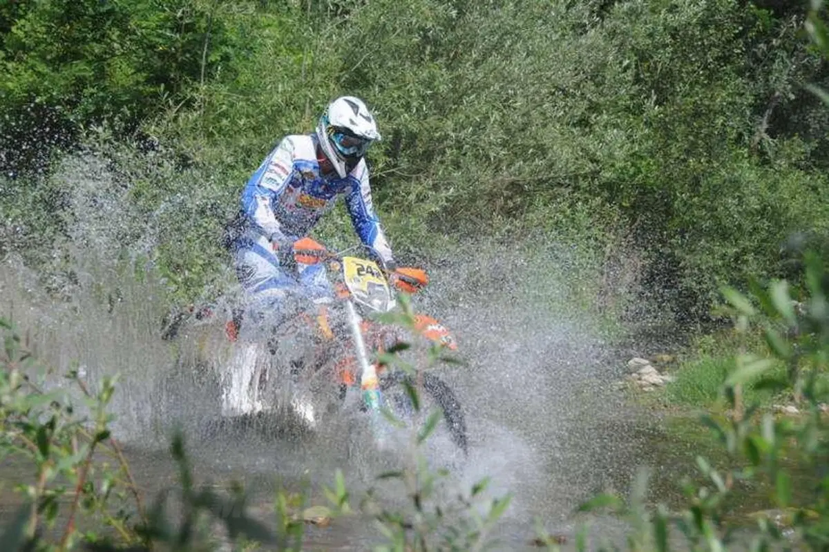 Trofeo Enduro KTM 2012. I risultati di Viano (Reggio Emilia). E il video del nostro volo... (24)