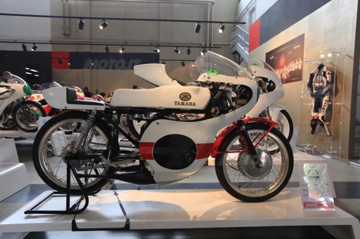 Moto Poggi COMP: la collezione privata di Yamaha da velocità più esclusiva del mondo (9)