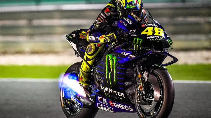 MotoGP, Valentino Rossi: "Vorrei in squadra Morbidelli e Dovizioso"