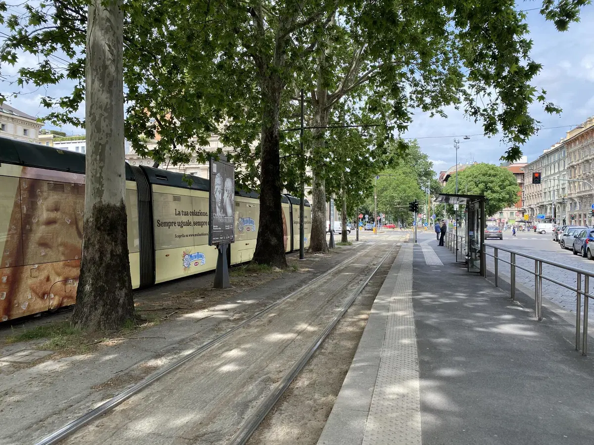 Fase 2 #rimettiamociinmoto: cartoline da Milano (18)