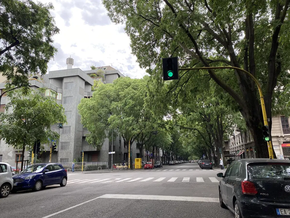 Fase 2 #rimettiamociinmoto: cartoline da Milano (20)