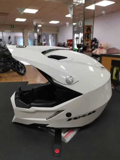 Casco Agv ax-8 solid white
