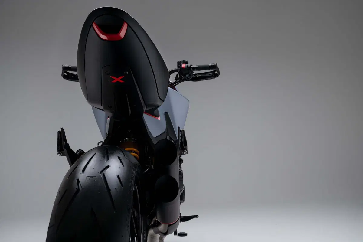 Honda CB4X, la versione di serie si avvicina? Nuove immagini (11)