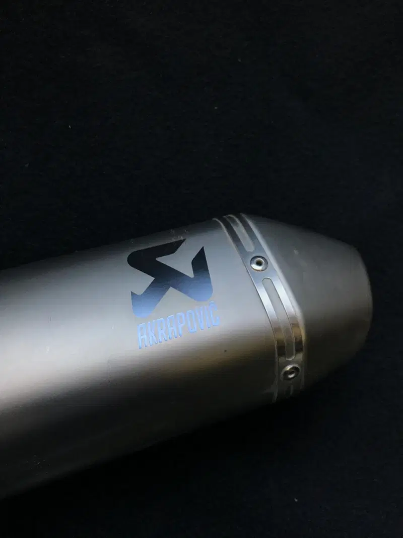 Collettore e silenziatore AKRAPOVIC TC250 (2)