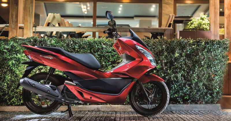 Honda PCX 125 m.y. 2017, dati e prezzo