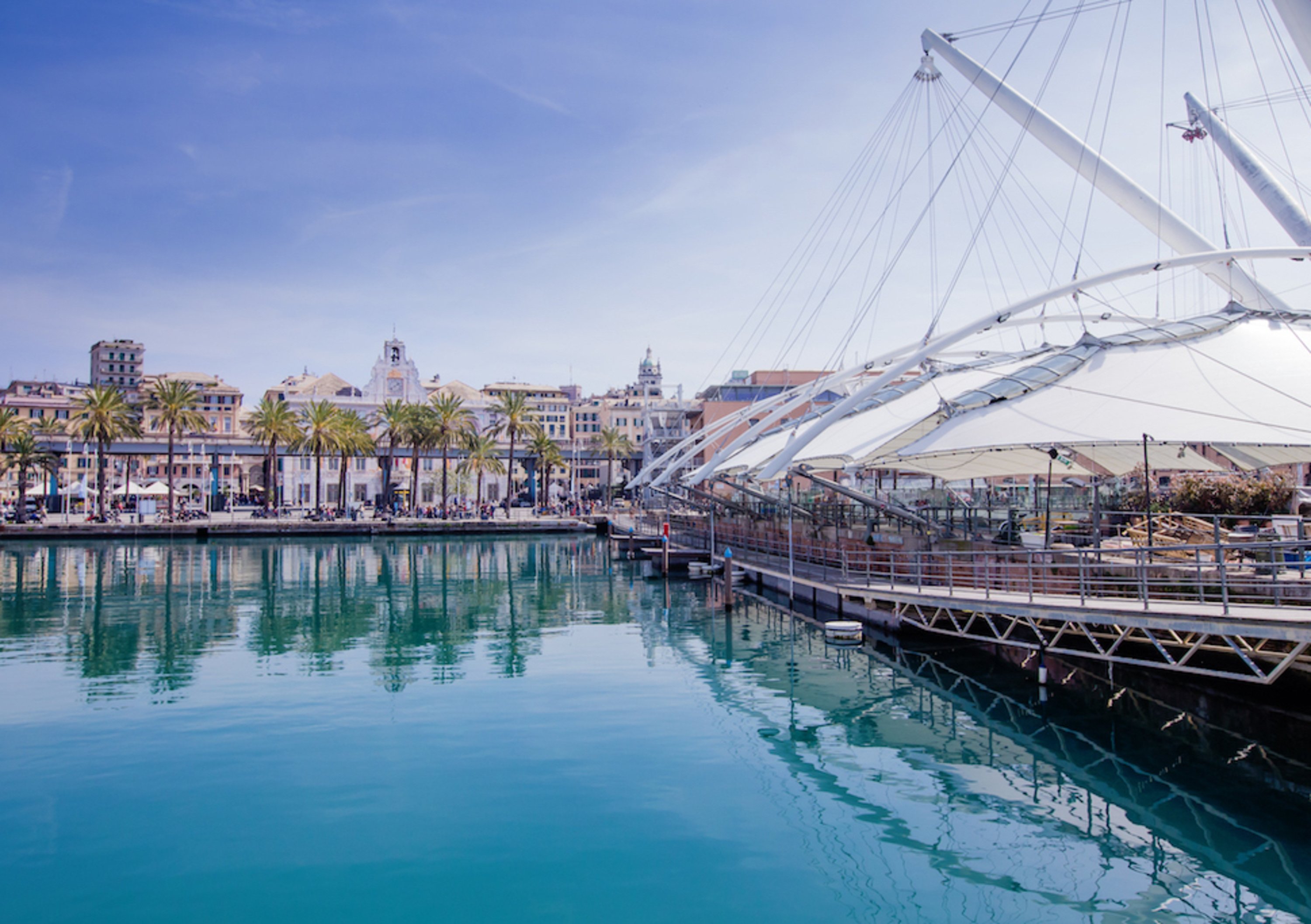 Atene - Gibilterra, il percorso. Genova, l&#039;Acquario e il Porto Antico